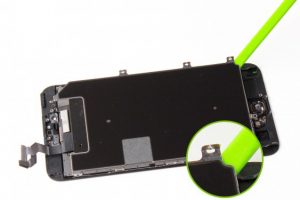 تعویض شیلد LCD آیفون 6 اس پلاس