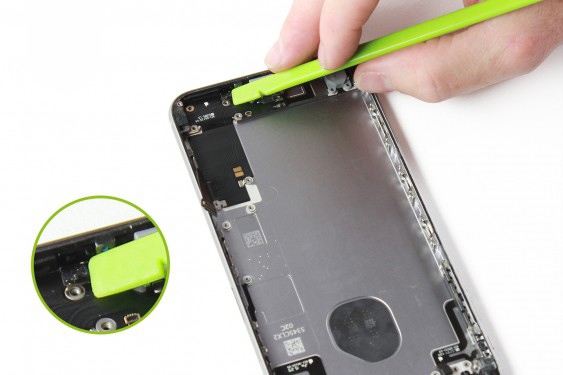 تعویض کانکتور شارژ آیفون 6 اس پلاس