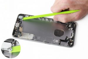 تعویض کانکتور شارژ آیفون 6 اس پلاس