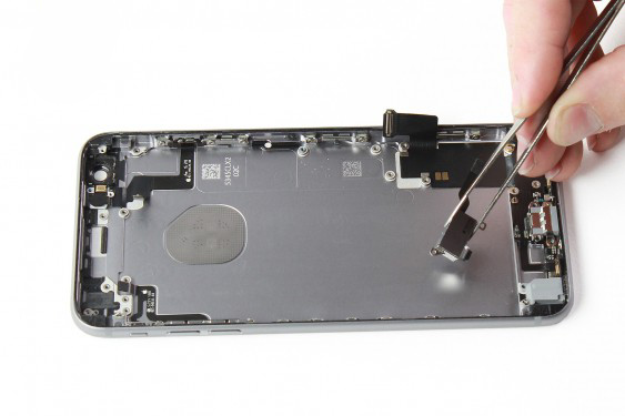 تعویض کانکتور شارژ آیفون 6 اس پلاس