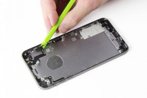 تعویض شاسی آیفون 6 اس پلاس