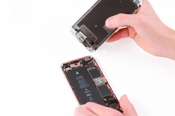 جداسازی صفحه نمایش آیفون 6 اس