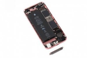 تعویض باتری آیفون 6 اس