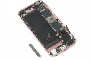 تعویض کانکتور شارژ آیفون 6 اس