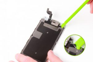 تعویض شیلد LCD آیفون 6 اس