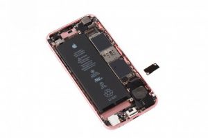 تعویض باتری آیفون 6 اس