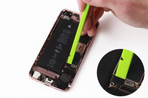 تعویض باتری آیفون 6 اس