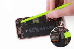 تعویض دوربین عقب آیفون 6 اس