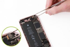 تعویض دوربین عقب آیفون 6 اس