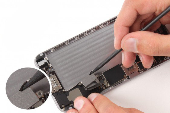 تعویض مادربرد آیفون 6 پلاس