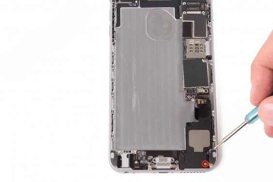 تعویض اسپیکر گوشی آیفون 6 پلاس