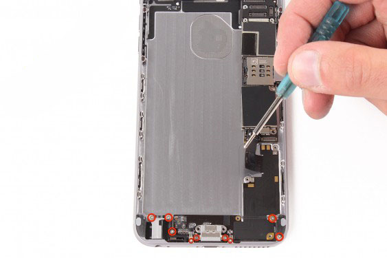 تعویض کانکتور شارژ آیفون 6 پلاس