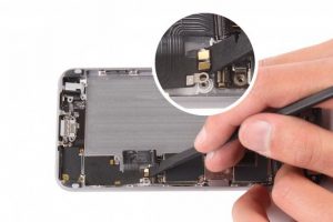 تعویض کانکتور شارژ آیفون 6 پلاس