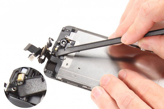 تعویض دوربین جلو آیفون 6