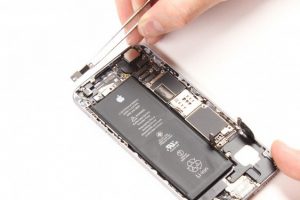 تعویض مادربرد آیفون 6