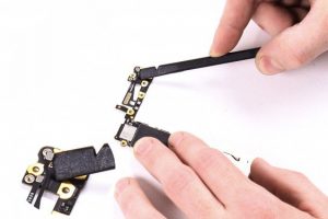 تعویض کابل اتصال وای فای و بلوتوث آیفون 6