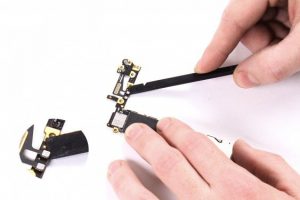 تعویض کابل اتصال وای فای و بلوتوث آیفون 6