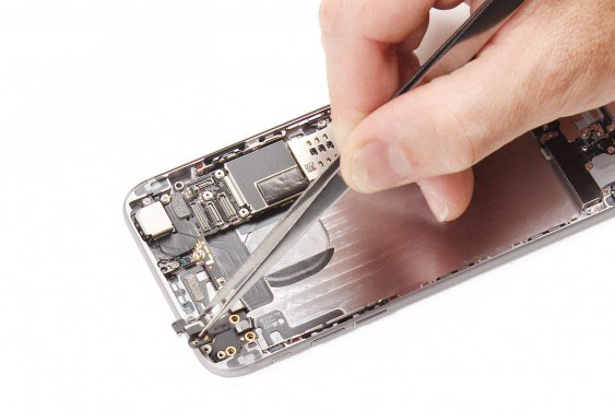 تعویض فلت کلید پاور آیفون 6