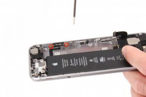 تعویض دکمه پاور آیفون 6