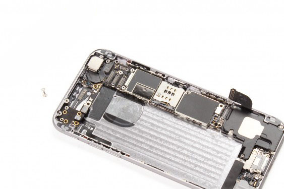 جداسازی برد گوشی آیفون 6