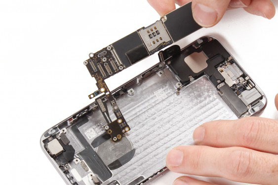 جداسازی برد گوشی آیفون 6