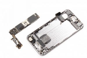 جداسازی برد گوشی آیفون 6