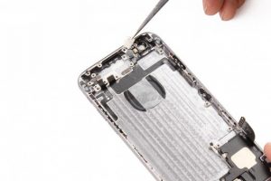 تعویض فلت کلید پاور آیفون 6