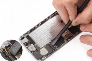 جداسازی برد گوشی آیفون 6