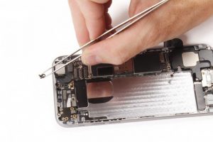 جداسازی برد گوشی آیفون 6