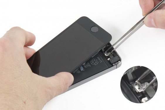 جداسازی صفحه نمایش آیفون SE