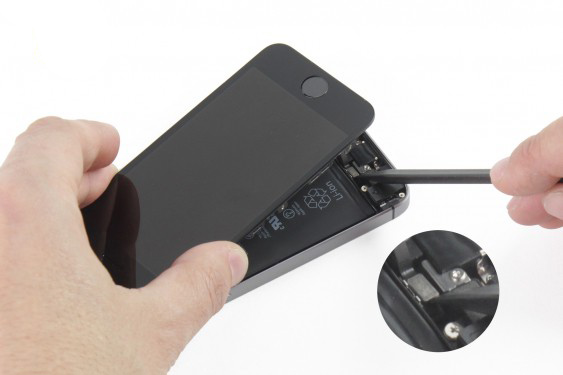 جداسازی صفحه نمایش آیفون SE