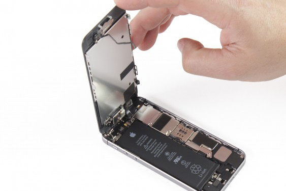 جداسازی صفحه نمایش آیفون SE