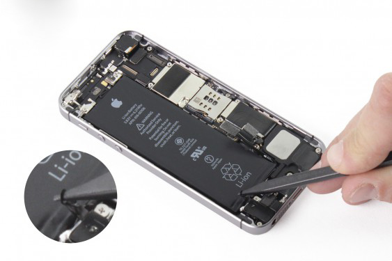 تعویض باتری آیفون SE