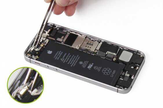 تعویض ویبراتور آیفون SE