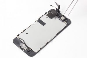 تعویض اسپیکر مکالمه آیفون SE