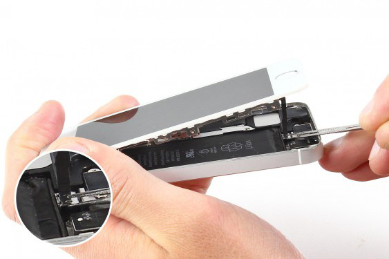 باز کردن گوشی آیفون 5 اس