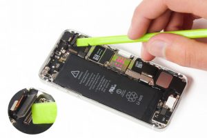 تعویض دوربین عقب آیفون 5 اس