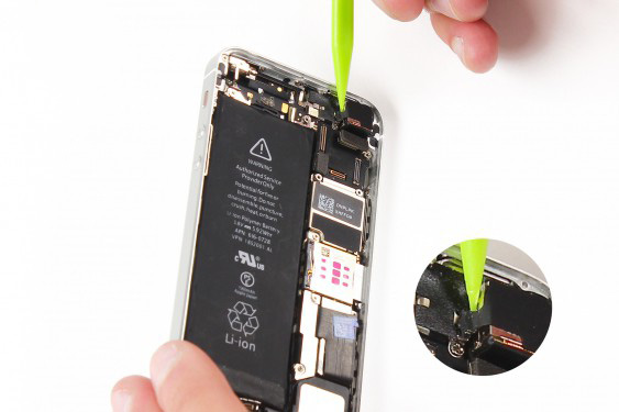 تعویض دوربین عقب آیفون 5 اس