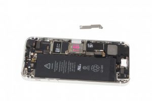 تعویض باتری آیفون 5 اس