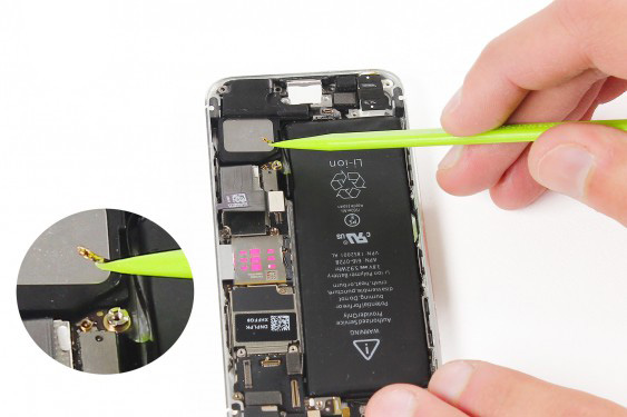 تعویض کانکتور شارژ آیفون 5 اس