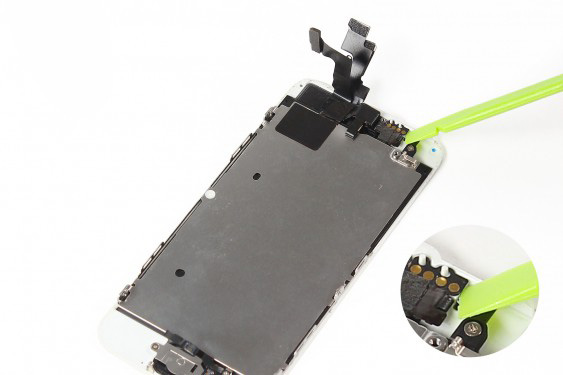 تعویض دورین جلو آیفون 5 اس