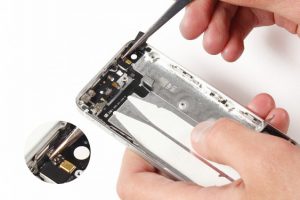 تعویض دکمه پاور آیفون 5 اس