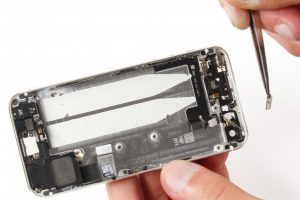 تعویض دکمه پاور آیفون 5 اس