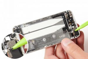 تعویض دکمه پاور آیفون 5 اس