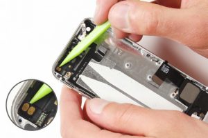 تعویض فلت کلید پاور و ولوم آیفون 5 اس