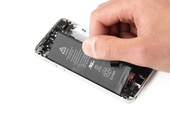 تعویض پایه نگهدارنده LCD آیفون 5 اس