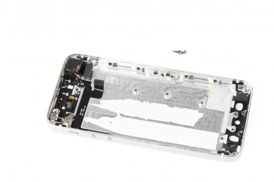 تعویض شاسی آیفون 5 اس