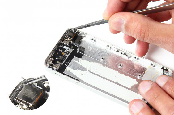 تعویض شاسی آیفون 5 اس