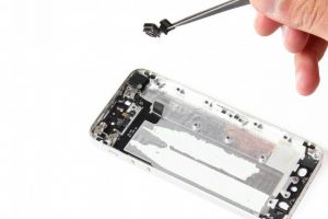 تعویض شاسی آیفون 5 اس