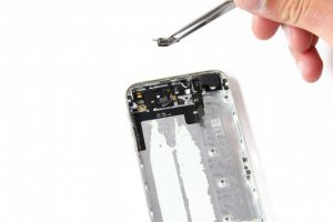 تعویض شاسی آیفون 5 اس